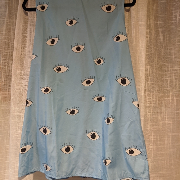 Eye dress or top - Picture 2 of 2